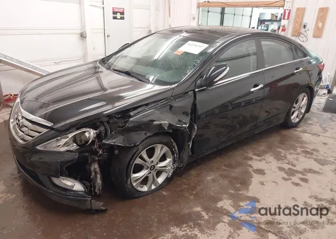 2013 Hyundai Sonata Limited z USA, uszkodzony, nr VIN 5NPEC4AC6DH771908